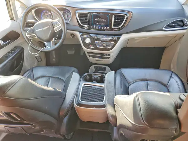 2C4RC1EG0JR121743 2018 CHRYSLER PACIFICA - Image 8