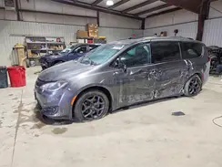 2C4RC1EG0JR157061 2018 CHRYSLER PACIFICA