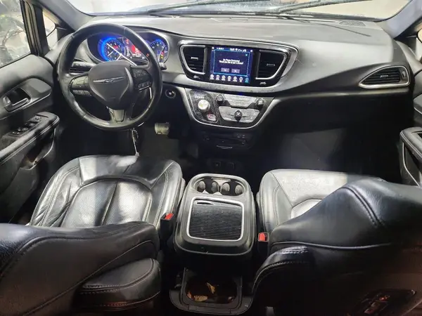 2C4RC1EG0JR157061 2018 CHRYSLER PACIFICA - Image 8