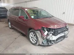 2C4RC1EG0JR177729 2018 CHRYSLER PACIFICA