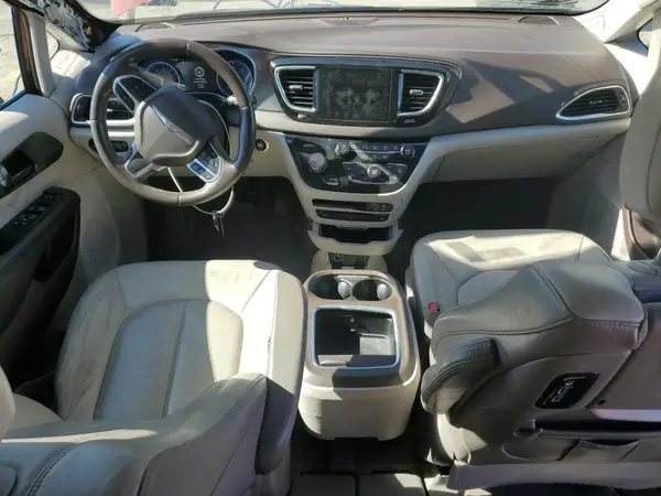 2C4RC1EG0JR182297 2018 CHRYSLER PACIFICA - Image 8