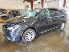 2C4RC1EG0JR194465 2018 CHRYSLER PACIFICA