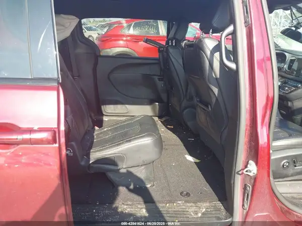 2C4RC1EG0JR204234 2018 CHRYSLER PACIFICA - Image 8