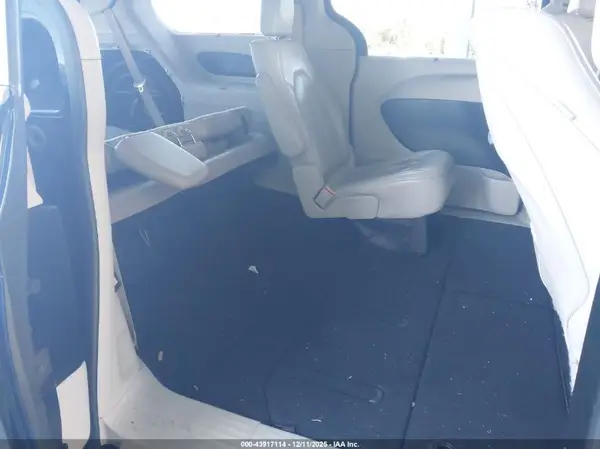 2C4RC1EG0JR226816 2018 CHRYSLER PACIFICA - Image 8