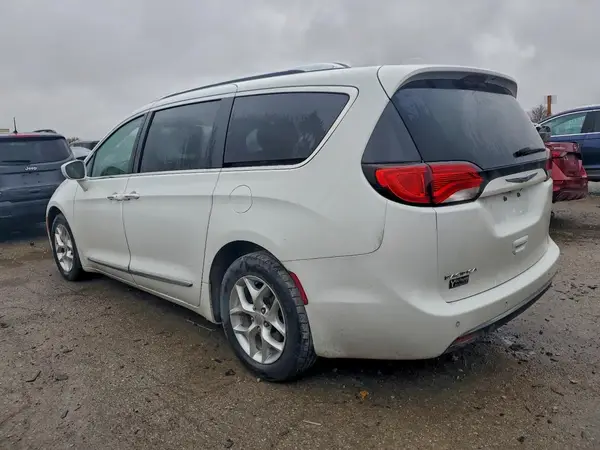2C4RC1EG0JR235273 2018 CHRYSLER PACIFICA - Image 2