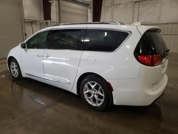 2C4RC1EG0JR235435 2018 CHRYSLER PACIFICA - Image 2