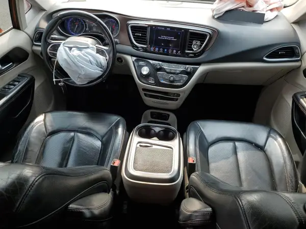 2C4RC1EG0JR248427 2018 CHRYSLER PACIFICA - Image 8