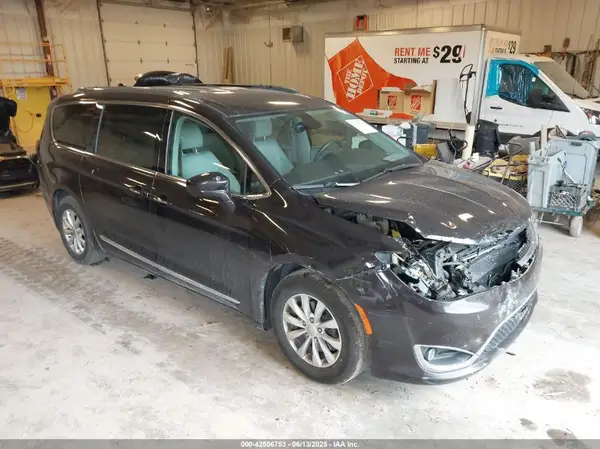 2C4RC1EG0JR261310 2018 CHRYSLER PACIFICA - Image 1