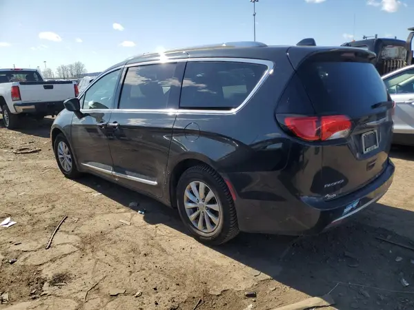 2C4RC1EG0JR289480 2018 CHRYSLER PACIFICA - Image 2