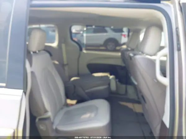 2C4RC1EG0JR321411 2018 CHRYSLER PACIFICA - Image 8