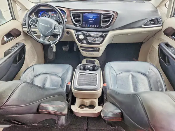 2C4RC1EG0JR330299 2018 CHRYSLER PACIFICA - Image 8