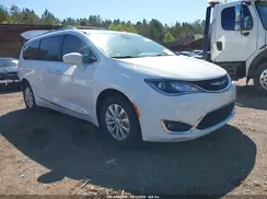 2C4RC1EG0JR351329 2018 CHRYSLER PACIFICA