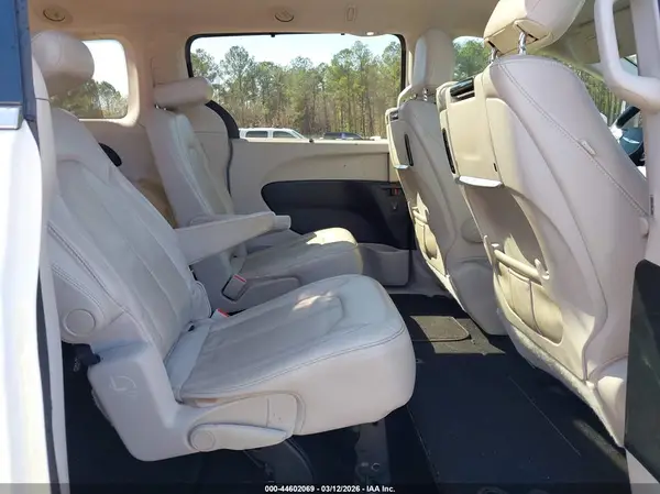2C4RC1EG0JR351329 2018 CHRYSLER PACIFICA - Image 8