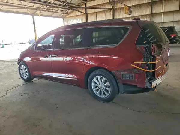 2C4RC1EG0JR365067 2018 CHRYSLER PACIFICA - Image 2