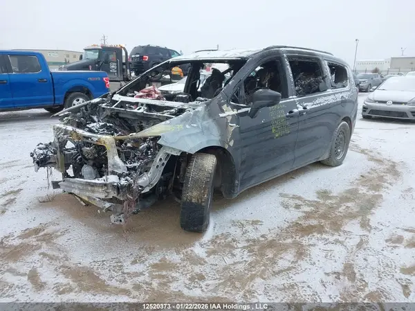 2C4RC1EG0KR583351 2019 CHRYSLER PACIFICA - Image 2