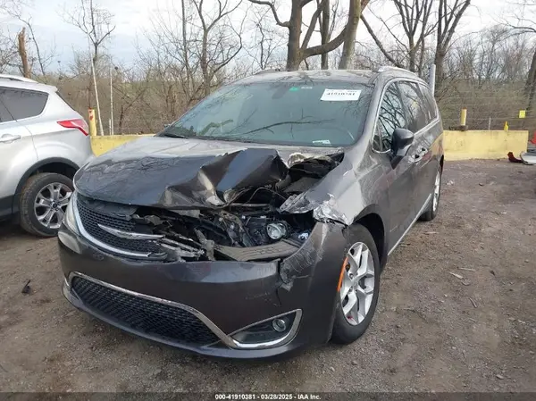 2C4RC1EG0LR110048 2020 CHRYSLER PACIFICA - Image 2