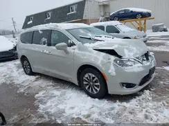 2C4RC1EG0LR258202 2020 CHRYSLER PACIFICA