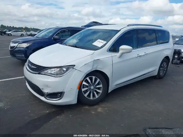 2C4RC1EG0LR281088 2020 CHRYSLER PACIFICA - Image 2