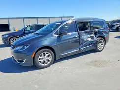 2C4RC1EG0LR281768 2020 CHRYSLER PACIFICA