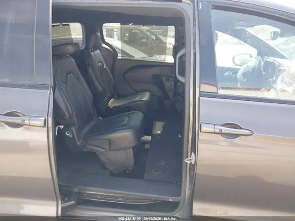 2C4RC1EG0LR286355 2020 CHRYSLER PACIFICA - Image 8