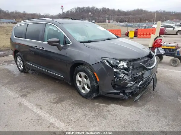 2C4RC1EG1HR512149 2017 CHRYSLER PACIFICA - Image 1