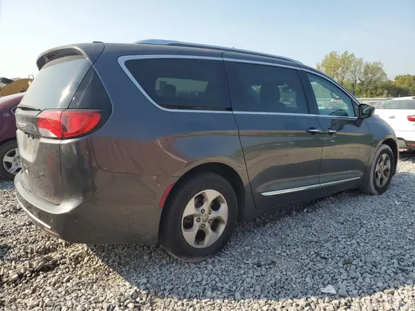 2017 CHRYSLER PACIFICA COPART lot 70880375 auction photo 3