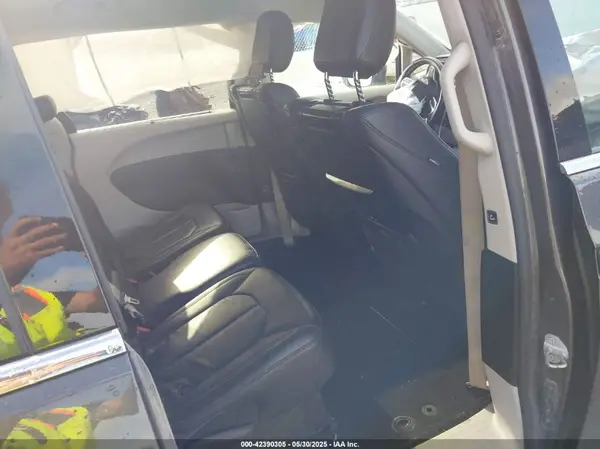 2C4RC1EG1HR520896 2017 CHRYSLER PACIFICA - Image 8