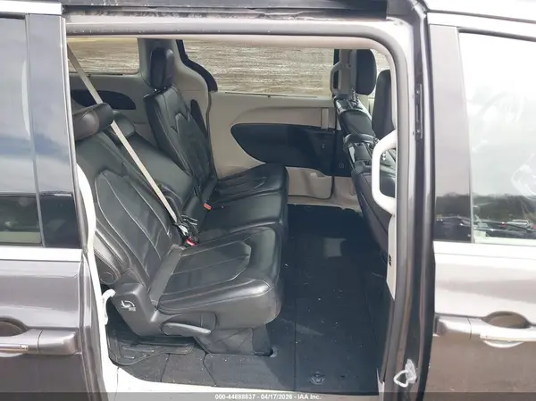 2C4RC1EG1HR541795 2017 CHRYSLER PACIFICA - Image 8