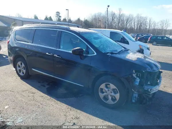 2C4RC1EG1HR560315 2017 CHRYSLER PACIFICA - Image 1