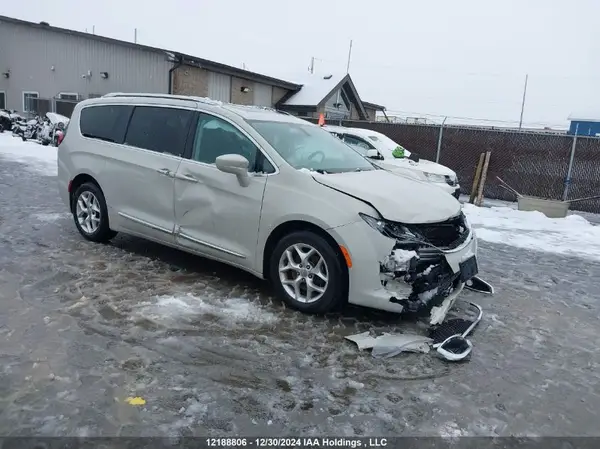 2C4RC1EG1HR572836 2017 CHRYSLER PACIFICA - Image 1