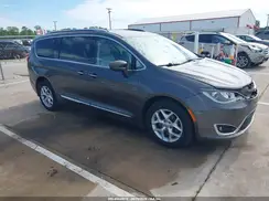 2C4RC1EG1HR577311 2017 CHRYSLER PACIFICA
