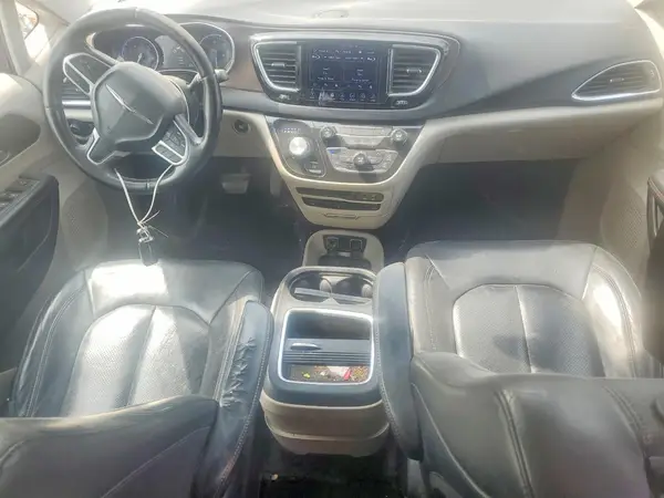 2C4RC1EG1HR584582 2017 CHRYSLER PACIFICA - Image 8