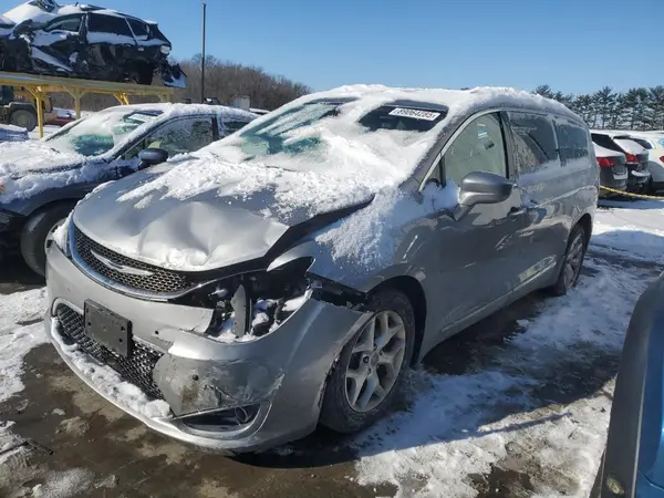 2C4RC1EG1HR584629 2017 CHRYSLER PACIFICA - Image 1