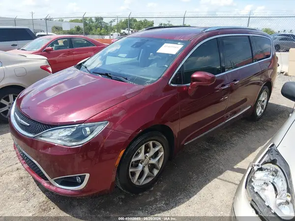 2C4RC1EG1HR593525 2017 CHRYSLER PACIFICA - Image 2