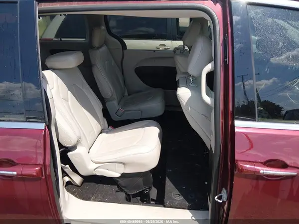 2C4RC1EG1HR593525 2017 CHRYSLER PACIFICA - Image 8