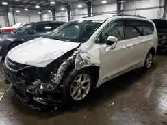 2C4RC1EG1HR597980 2017 CHRYSLER PACIFICA