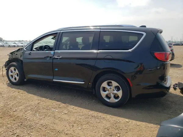 2C4RC1EG1HR614485 2017 CHRYSLER PACIFICA - Image 2
