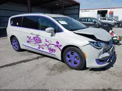 2C4RC1EG1HR622182 2017 CHRYSLER PACIFICA