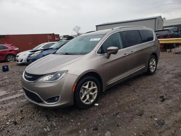 2C4RC1EG1HR623011 2017 CHRYSLER PACIFICA - Image 1