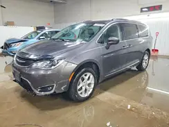 2C4RC1EG1HR628127 2017 CHRYSLER PACIFICA