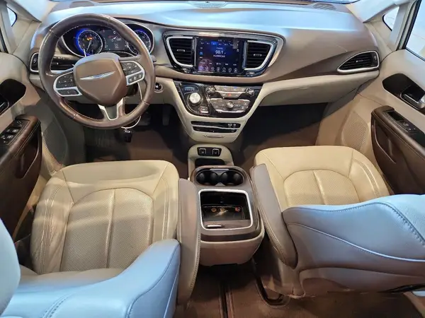 2C4RC1EG1HR636065 2017 CHRYSLER PACIFICA - Image 8