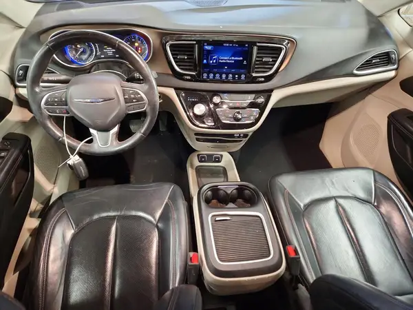 2C4RC1EG1HR644120 2017 CHRYSLER PACIFICA - Image 8
