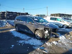 2C4RC1EG1HR647700 2017 CHRYSLER PACIFICA