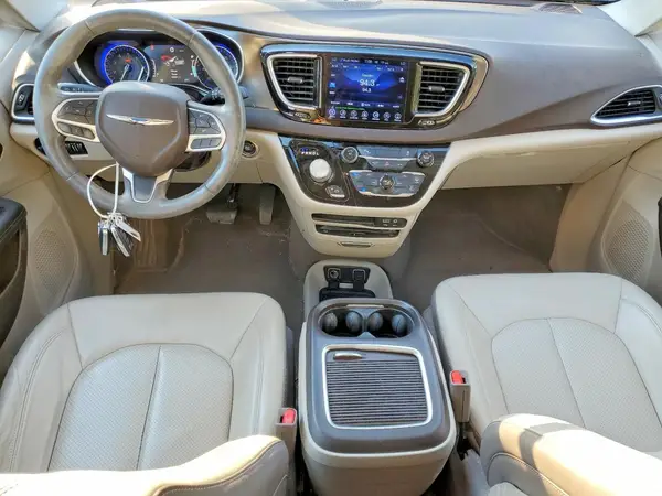 2C4RC1EG1HR653576 2017 CHRYSLER PACIFICA - Image 8