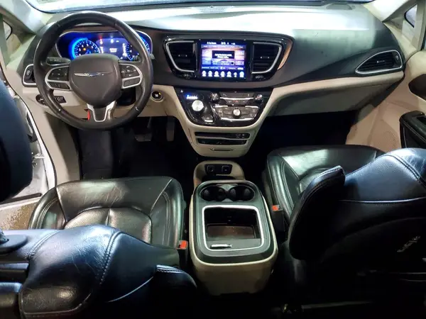 2C4RC1EG1HR660169 2017 CHRYSLER PACIFICA - Image 8