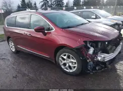 2C4RC1EG1HR661077 2017 CHRYSLER PACIFICA