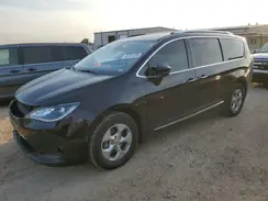 2C4RC1EG1HR669003 2017 CHRYSLER PACIFICA