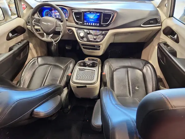 2C4RC1EG1HR669048 2017 CHRYSLER PACIFICA - Image 8