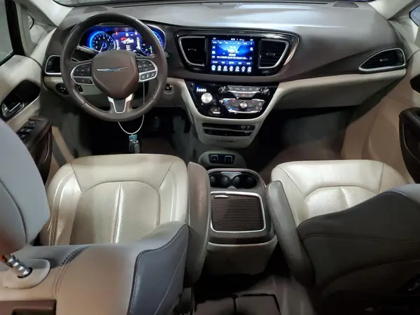 2C4RC1EG1HR689364 2017 CHRYSLER PACIFICA - Image 8