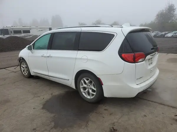 2C4RC1EG1HR709046 2017 CHRYSLER PACIFICA - Image 2
